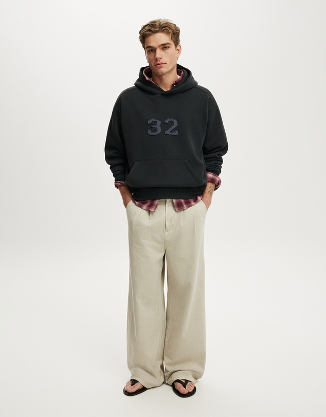 Cotton On - Box Fit Graphic Hoodie