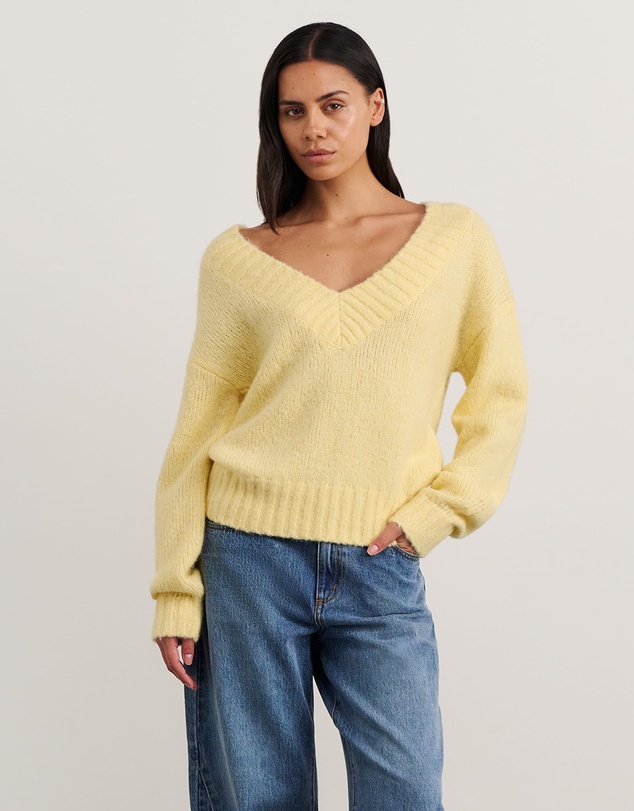Jag - Lily V Neck Knit