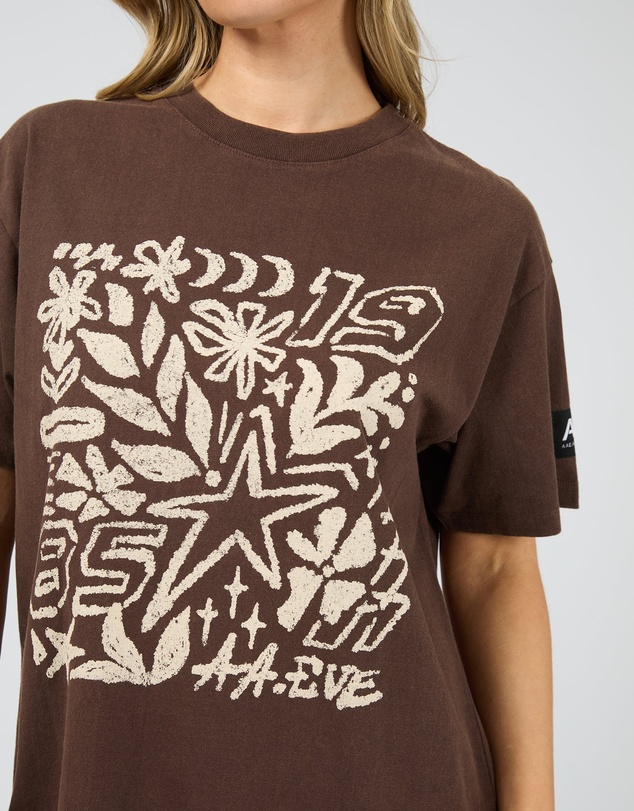 All About Eve - Centered Relaxed Tee Brown