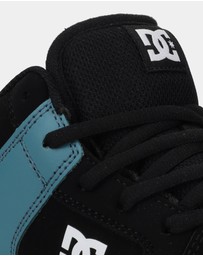 DC Shoes - Boys 8 to 16 Manteca 4 Hi Skate Shoes