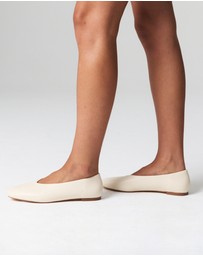 Verali - Euan Ballet Flats