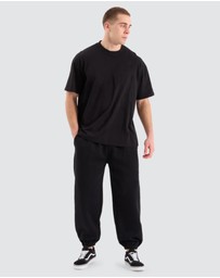 Nena & Pasadena - Supply Baggy Sweat Pant