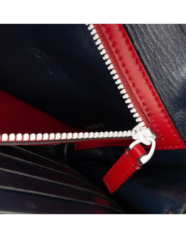 Pre-Loved by Azura Reborn - Pre-Loved Quilted Lambskin Free Rockstud Spike Wallet On Chain