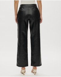 Minima Esenciales - Nervio Leather Look Pants