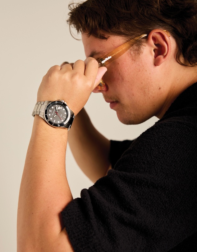 Maxum - Prince Black Dial & Silver Tone Case & Bracelet