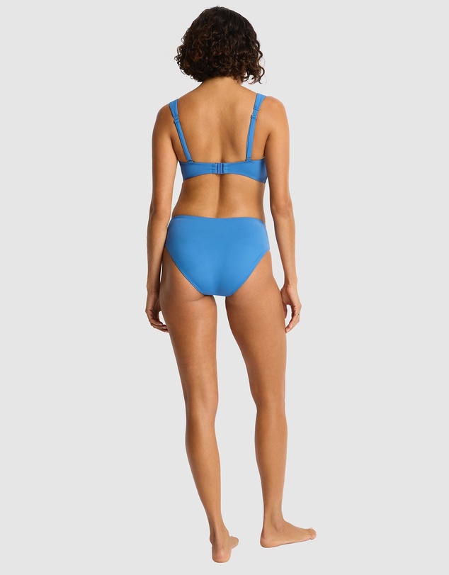 Sea Level Australia - Essentials Edit Cross Front Multifit Bra Top