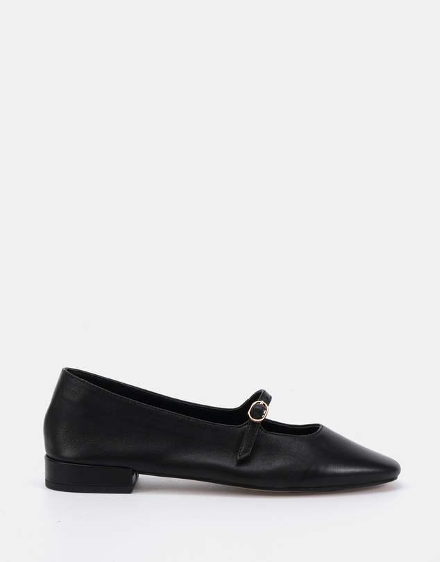 Miss Sofie - Ledger Flats
