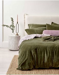 Aura Home - Luxury Velvet Standard Pillowcase