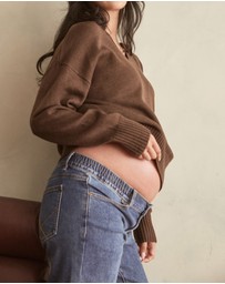 Soon Maternity - Recycled Cashmere V-Neck Sweater