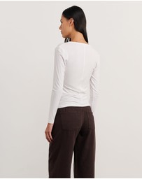 Jag - Celina Henley Top