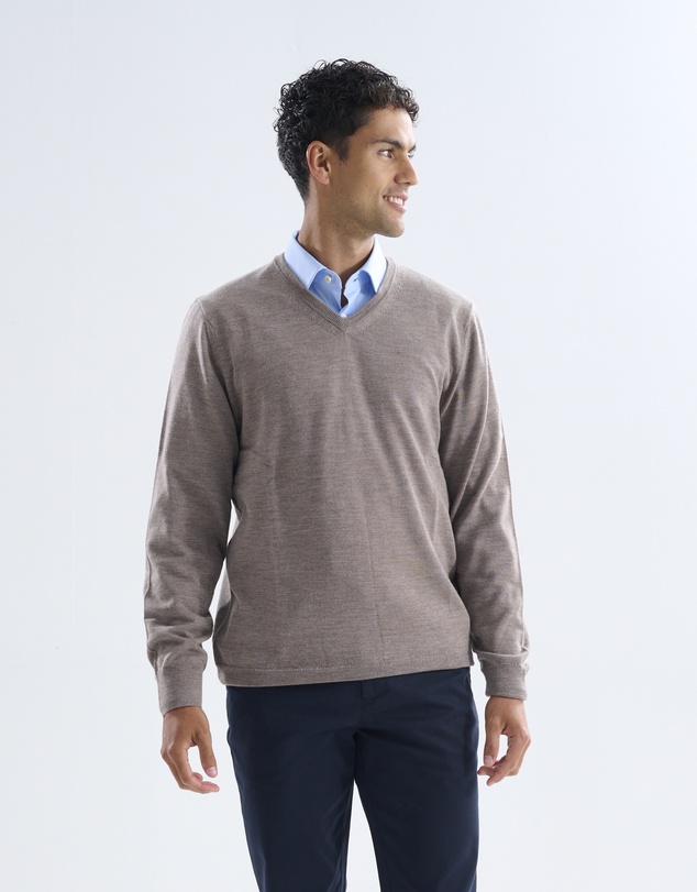 3 Wise Men - 3 Wise Men Fisher V Neck Merino Knit - Sand