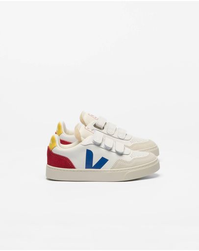 White, Indigo & Pepper