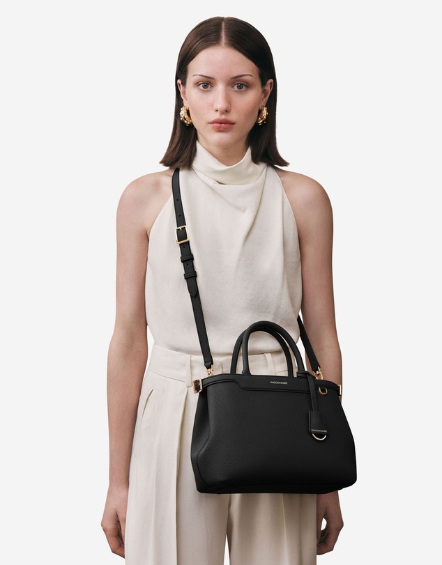 Maison De Sabre - The Medium Palais