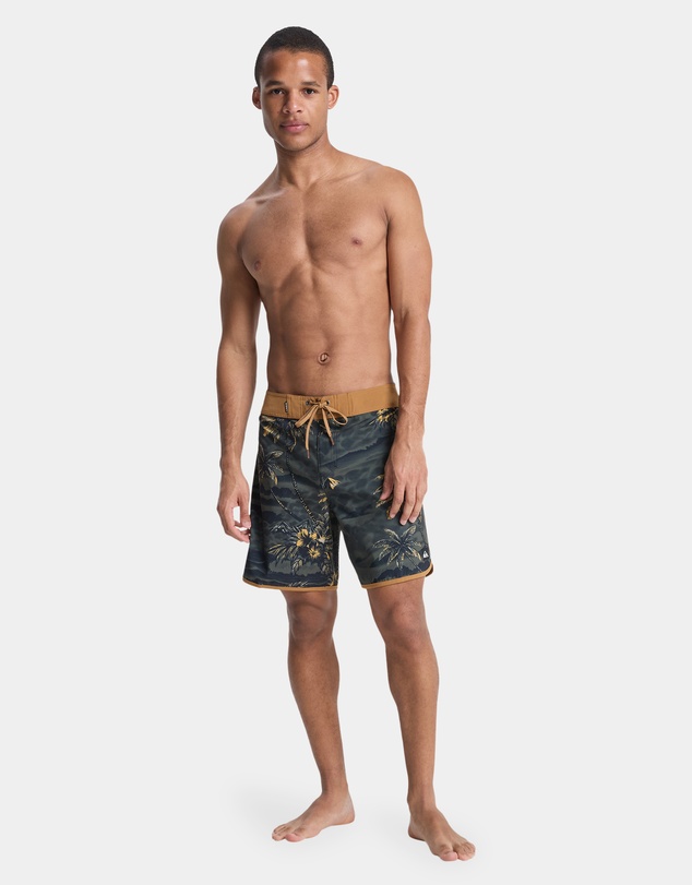 Quiksilver - Mens Surfsilk Scallop 18