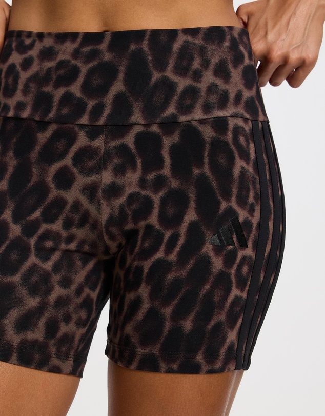 adidas Sportswear - Seasonal Essentials Leopard Print Biker Shorts With 3-Stripes