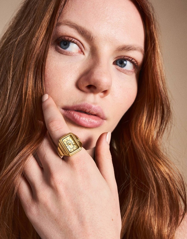 Fossil - Raquel Ring Gold Tone Analogue Watch