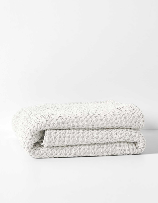 Aura Home - Waffle Throw