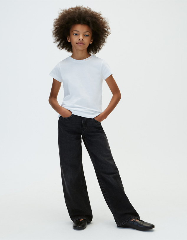 Calvin Klein Jeans - Girls Neckline Embroidered T-Shirt