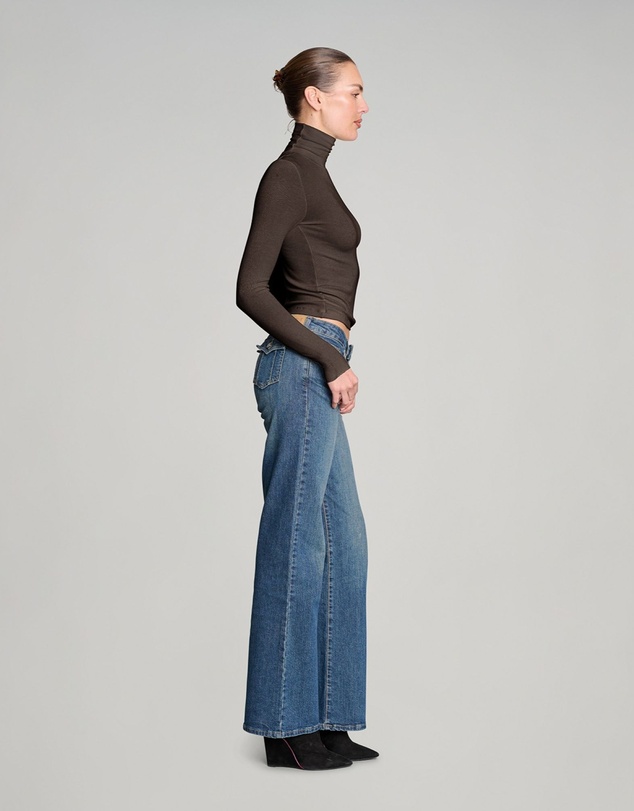 Love and Nostalgia - Secret Agent Rib Turtleneck Top - Espresso