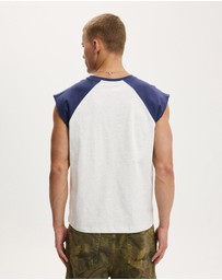 Cotton On - Cropped Fit Muscle