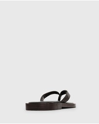 Betts - Crush Junior Leather Thong Sandals