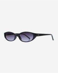 Reality Eyewear - Velvet Kitten - Jett Black