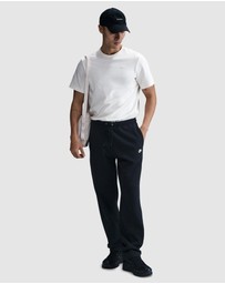 Nike - Club Men's Open-Hem Fleece Trousers