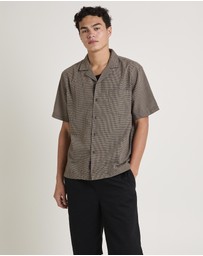 Black Noise White Rain - Aura Resort Shirt