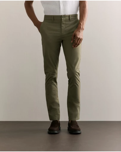 Trenery - Slim Fit Chino Pant in Hunter Green