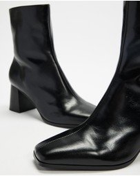 AERE - Stella Block Heel Leather Boots