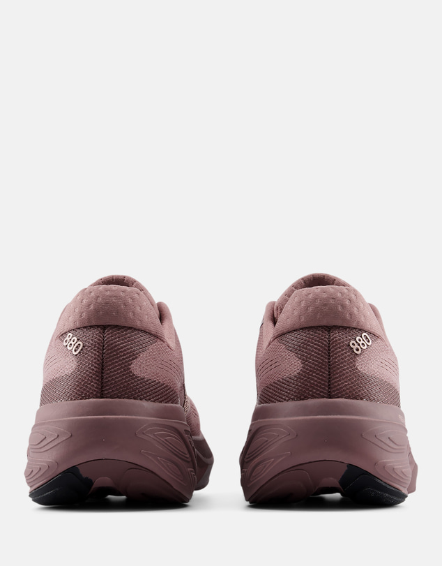 New Balance - Fresh Foam X 880v15 - Women's