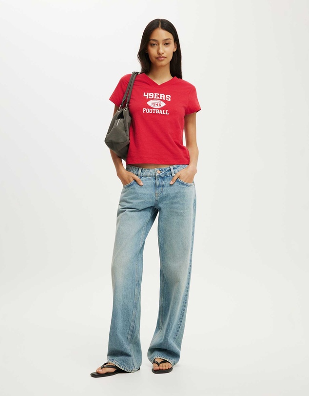 Cotton On - The Lcn V Neck Original Graphic Tee