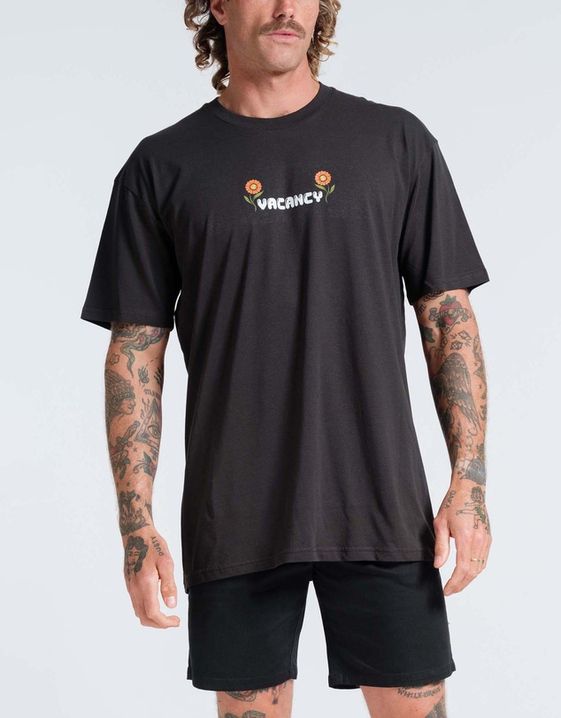 Vacancy Co - Flower Power Tee