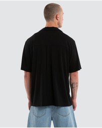 Nomadic Paradise - Casanova Cropped Resort Shirt