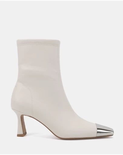 Novo - Delulu Ankle Boots