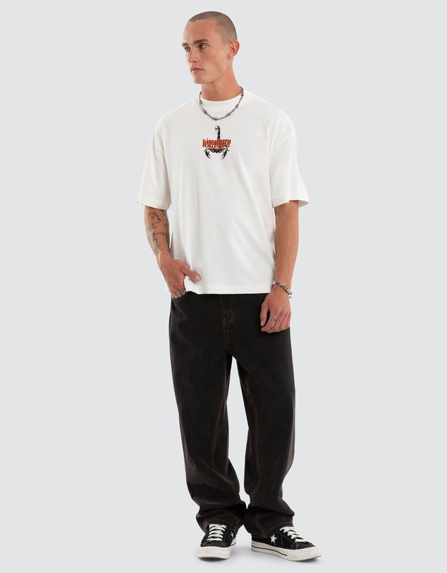 Kiss Chacey - Propaganda Street Tee