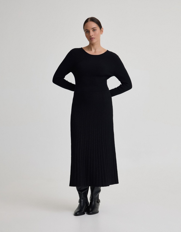 Oxford - Paige Stretch Knitted Dress