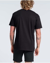 Vacancy Co - Palm Frond Tee