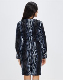 Honey and Beau - Untamed Long Sleeve Dress