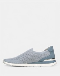 Naturalizer - Lafayette Slip-On Sneaker