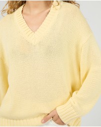 All About Eve - Cosy V Neck Knit