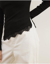 Atmos&Here - Sienna Lace Jersey Long Sleeve Top