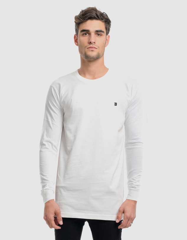 DVNT - Classic Embroidery Long Sleeve Tee