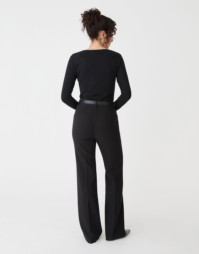 Forcast - Isla V-Neck Bamboo Top