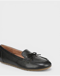 Vionic - Taryn Casual Slip-On Loafer - Black