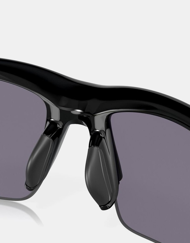 Oakley Junior - Capacitor