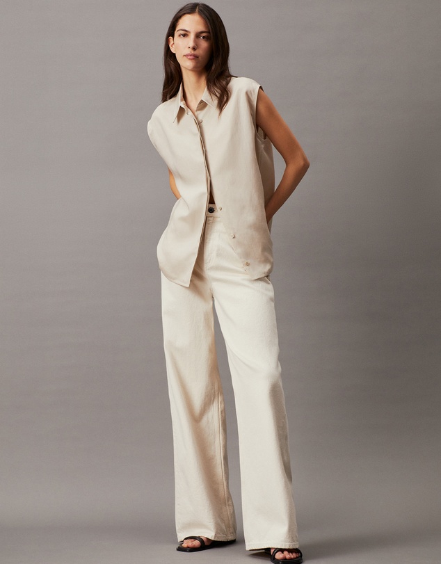 Calvin Klein - Relaxed Cut Out Detail Shirt