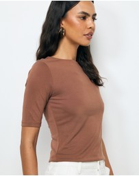 AERE - Kora Scoop Back Top