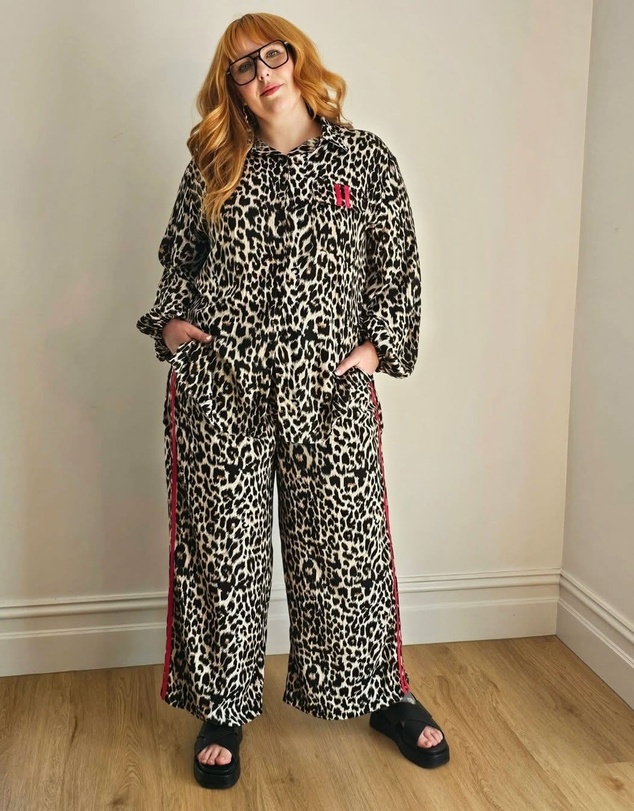 Hope & Harvest - Elio Pants Leopard Print w Red Stripe
