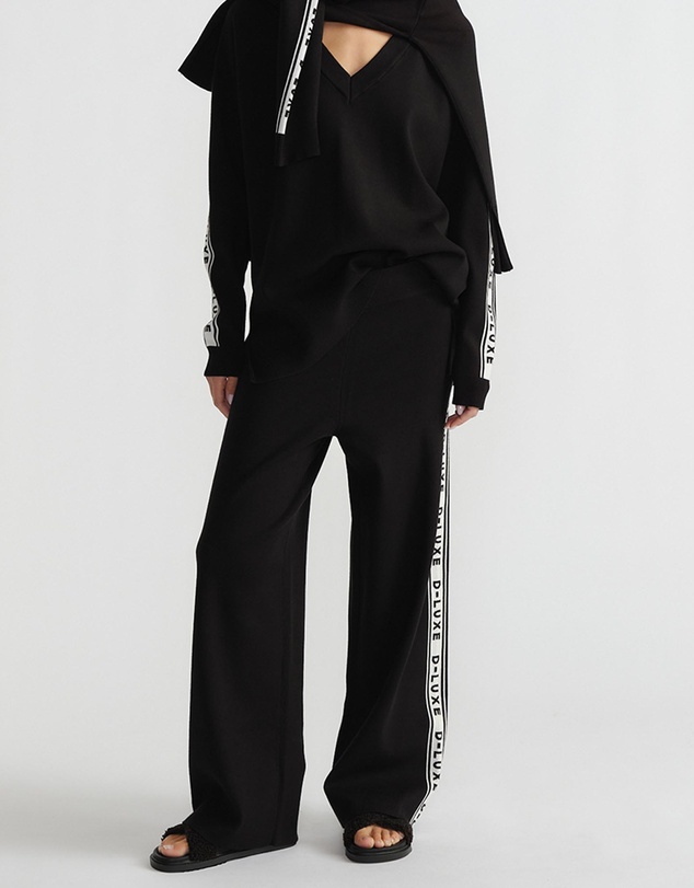 Decjuba - D-Luxe Logo Panel Knit Pants